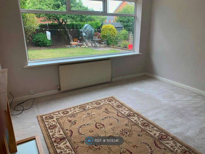 1 Bedroom Flat To Rent In Shipley Road, Lytham St. Annes FY8