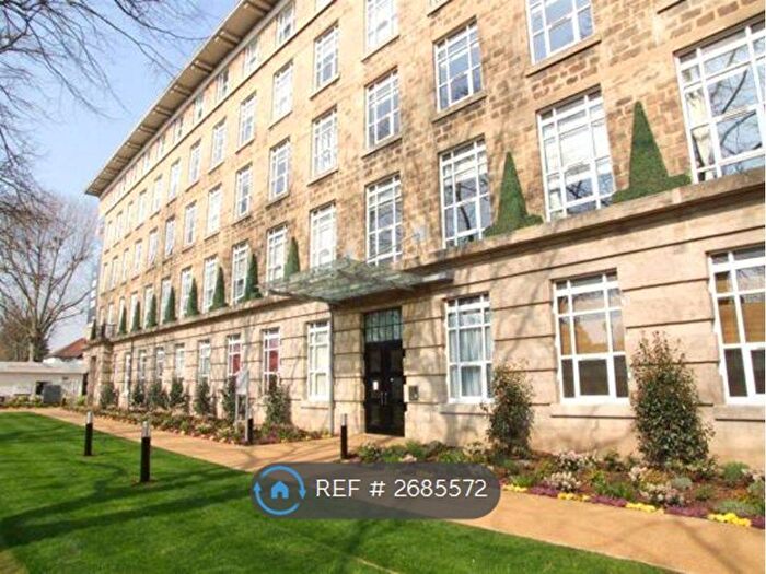 1 Bedroom Flat To Rent In Bromyard Avenue, Acton, W3