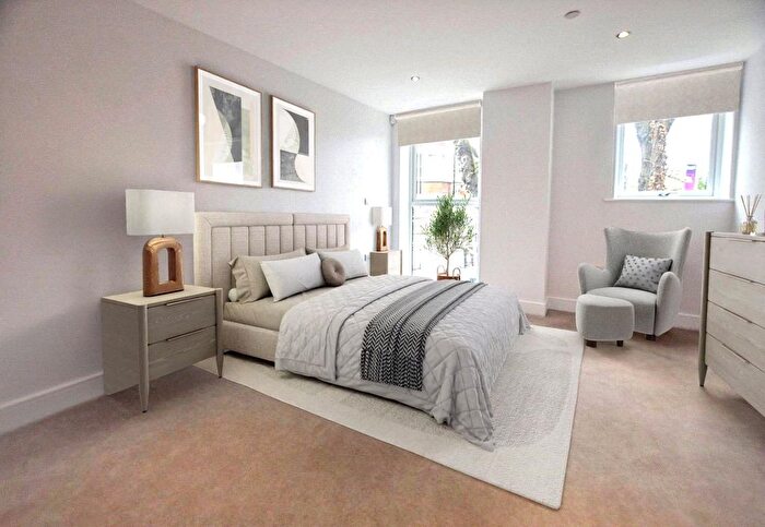 2 Bedroom Flat For Sale In Eldon Park, South Norwood, SE25
