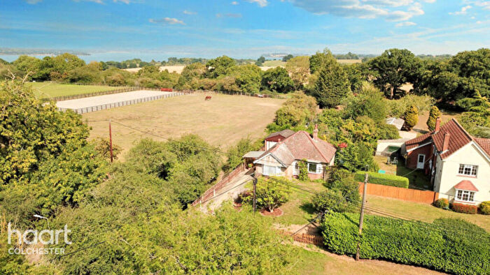 3 Bedroom Detached Bungalow To Rent In The Heath, Manningtree, CO11