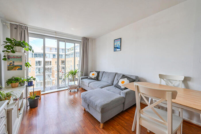 1 Bedroom Flat To Rent In Narrow Street, Limehouse, London, E14