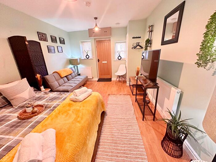 Studio To Rent In Boot Lane, Blaenavon, Pontypool, NP4