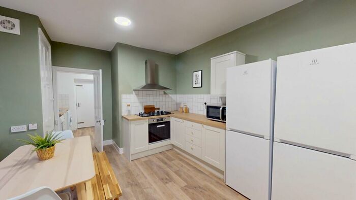 7 Bedroom House To Rent In St George's Terrace, NE2