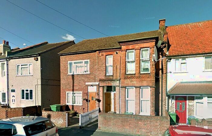 1 Bedroom Maisonette To Rent In Percy Road, Hackbridge, Surrey., CR4