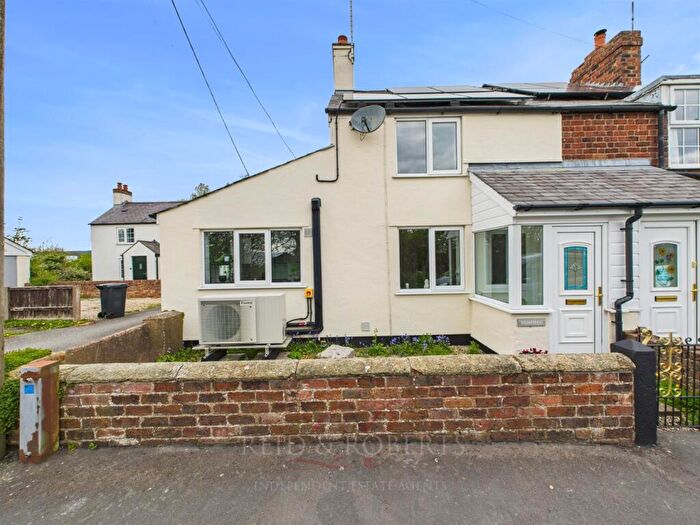 2 Bedroom Cottage For Sale In Ffordd Top Y Rhos, Treuddyn, Mold, CH7