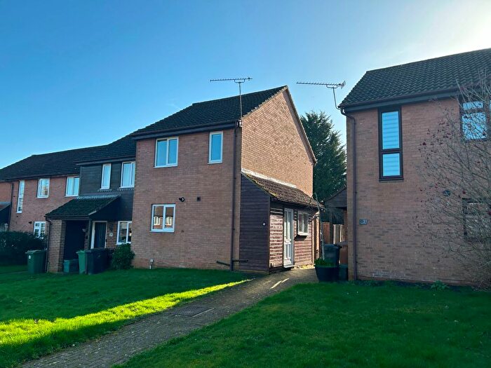 3 Bedroom Semi Detached House To Rent In Pennyfields, Cranbrook, TN17