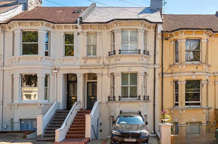 1 Bedroom Flat For Sale In Springfield Road, Brighton, BN1