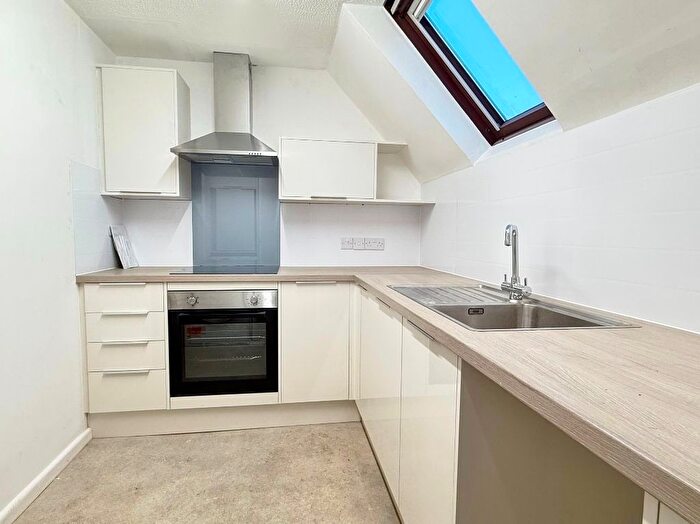 1 Bedroom Flat To Rent In Armstrong Close, Newmarket, CB8