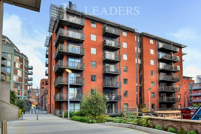 2 Bedroom Apartment To Rent In The Foundry, Lower Chatham Street, Manchester, M1