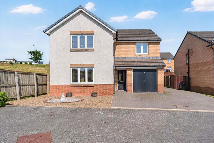 4 Bedroom Detached House For Sale In Dirleton Court, Newarthill, Motherwell, ML1