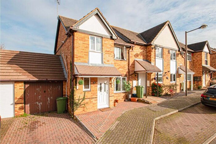 3 Bedroom End Of Terrace House To Rent In Lowland Road, Tattenhoe, MK4