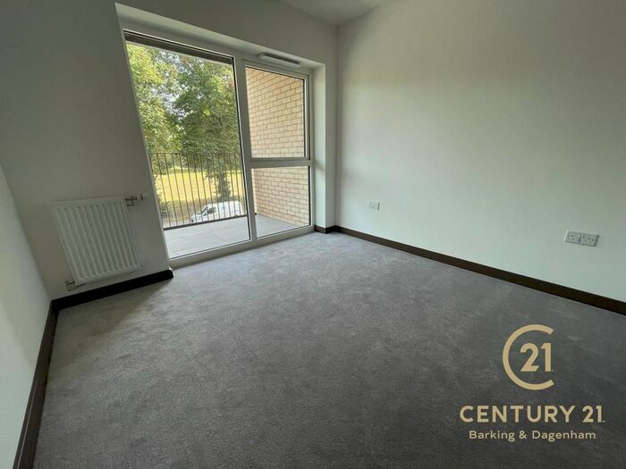 2 Bedroom Flat To Rent In Abbey Road, Barking, IG11