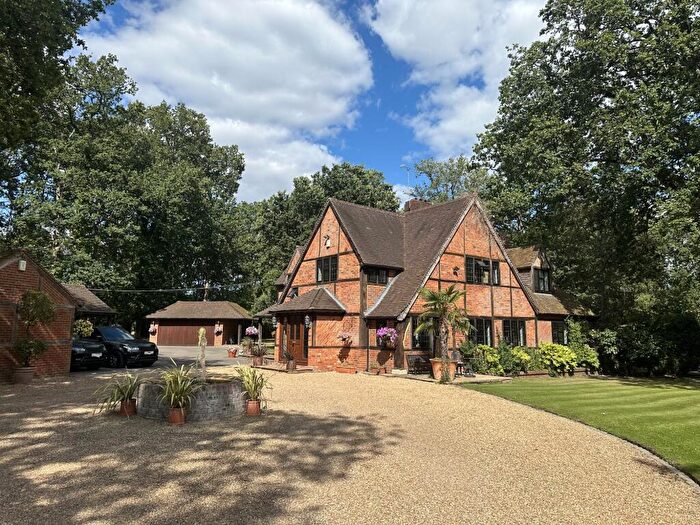 7 Bedroom Detached House For Sale In Earleydene, Ascot, Windsor And Maidenhead, SL5