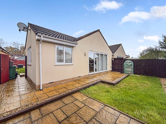 3 Bedroom Bungalow For Sale In St. Michaels Drive, Bristol, BS15