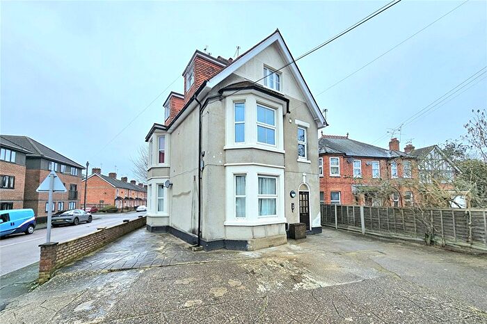 1 Bedroom Flat For Sale In Frimley Road, Camberley, Surrey, GU15