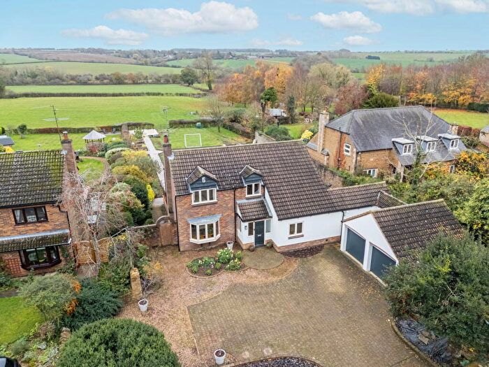 4 Bedroom Detached House For Sale In Holly Cottage, Draughton Road, Maidwell, NN6