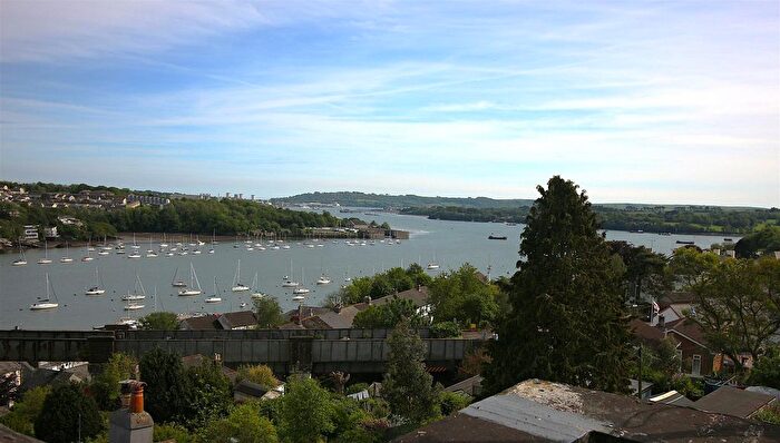 1 Bedroom Flat For Sale In Lower Fore St, Saltash, PL12