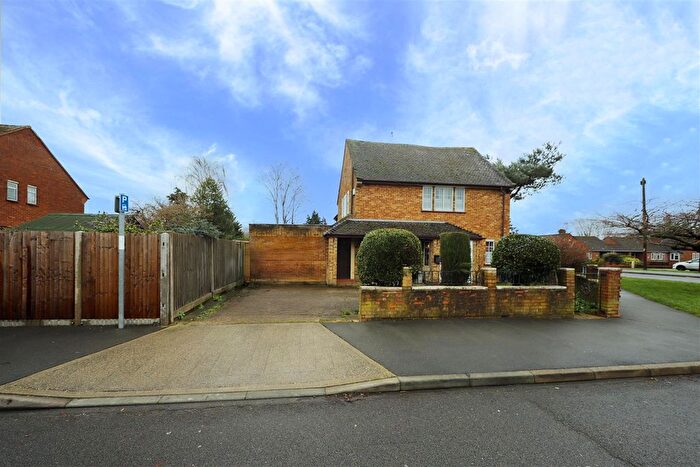 3 Bedroom Semi Detached House For Sale In The Larches, Uxbridge, UB10