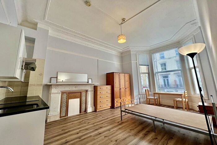 Studio To Rent In Cheniston Gardens, Kensington, W8