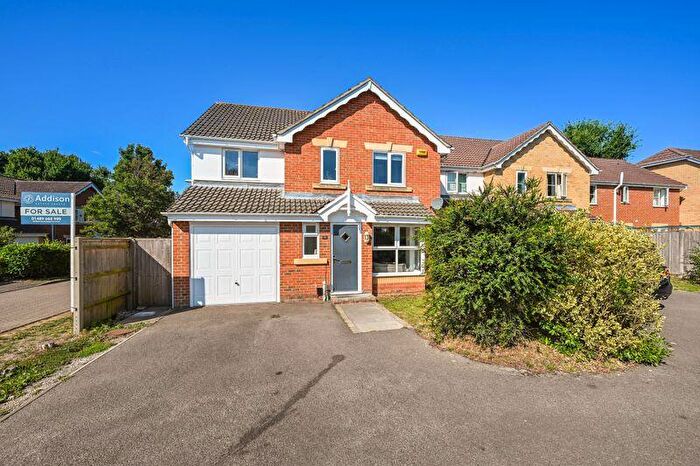 4 Bedroom Detached House For Sale In Snowdrop Close, Locks Heath, SO31