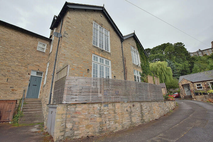 2 Bedroom Flat To Rent In Lombards Wynd, Richmond, DL10