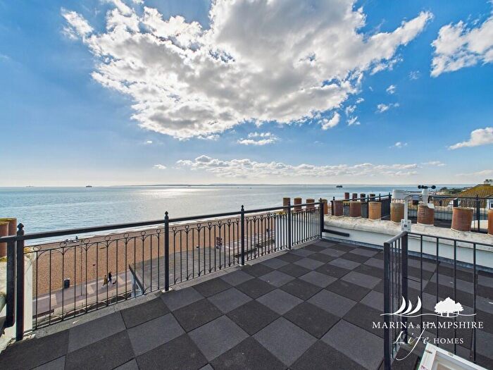 2 Bedroom Apartment For Sale In Clearwater Apartments, South Parade, Southsea, PO4