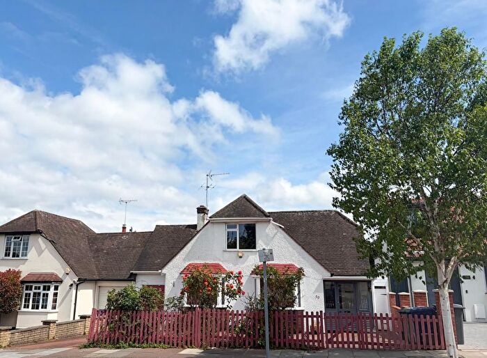 3 Bedroom Property To Rent In Purley Avenue, London, NW2