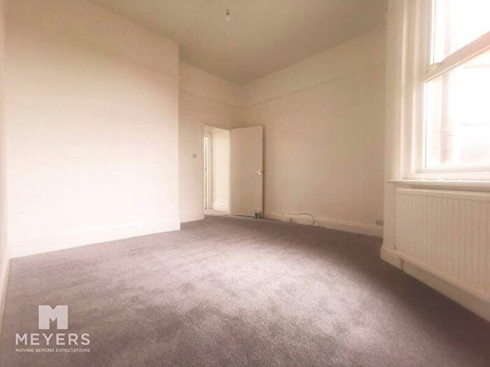 2 Bedroom Apartment To Rent In Seabourne Road, Southbourne, BH5