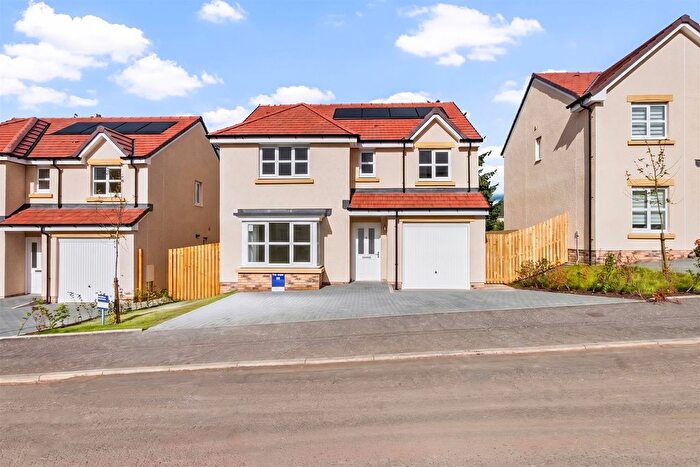 4 Bedroom Detached House For Sale In Chapel Gardens, Havoc Road Dumbarton, G82
