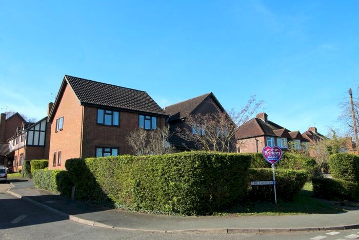 1 Bedroom Flat To Rent In The Laurels, Farnham, GU9