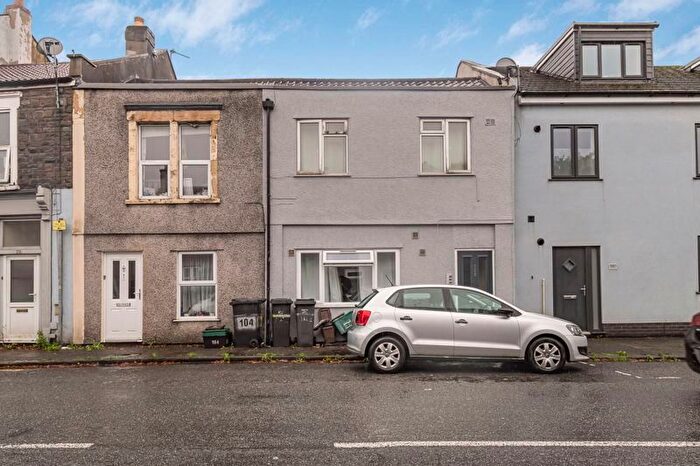 1 Bedroom Flat To Rent In Clouds Hill Road, St. George, Bristol, BS5