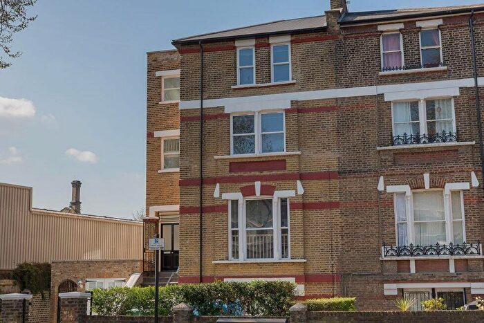 2 Bedroom Flat To Rent In Hillmarton Road, Caledonian Road, N7