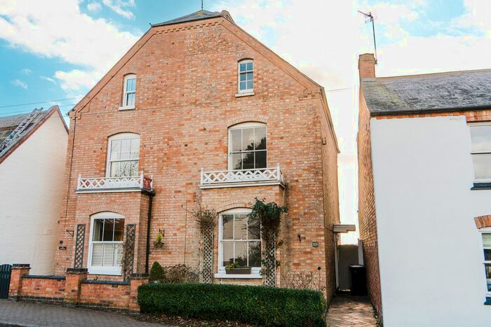 3 Bedroom Semi-Detached House To Rent In Main Street, Thurnby, LE7