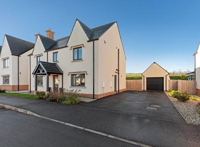 4 Bedroom Detached House For Sale In Ashgrove Walk, Newtownards, BT23