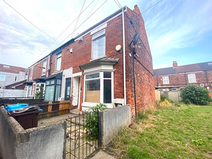 2 Bedroom House For Sale In Victoria Avenue, Rustenburg Street, Hull, HU9