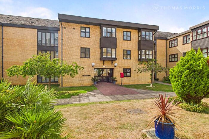 1 Bedroom Apartment For Sale In Brampton Road, Huntingdon, Cambridgeshire, PE29