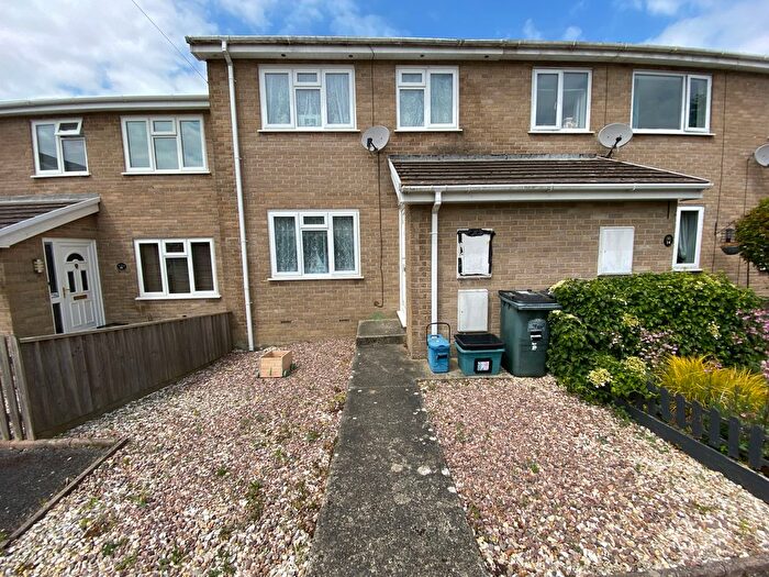 3 Bedroom Terraced House For Sale In Chudleigh, Devon, TQ13