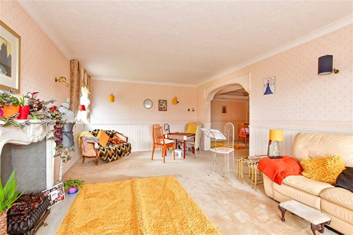 2 Bedroom Flat For Sale In The Bowls, Chigwell, Essex, IG7