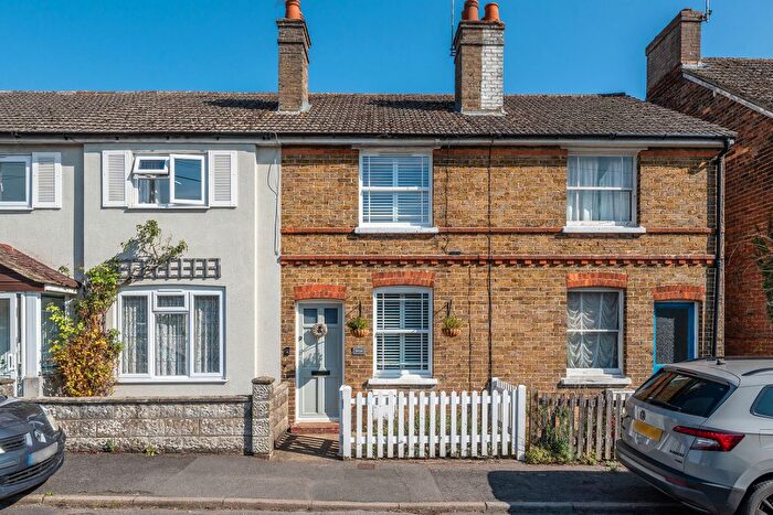 2 Bedroom Terraced House For Sale In Leonard Avenue, Otford, Sevenoaks, Kent, TN14