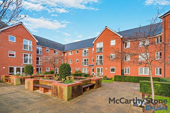 1 Bedroom Apartment For Sale In Brook Court. Savages Wood Road, Bradley Stoke, Bristol, BS32