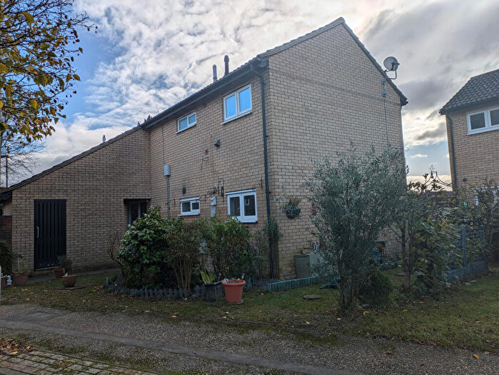 1 Bedroom Flat To Rent In Bewbush, RH11