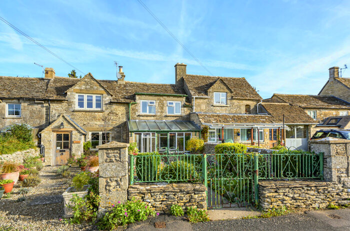 2 Bedroom Terraced House For Sale In Hampton Fields, Minchinhampton, Stroud, GL6