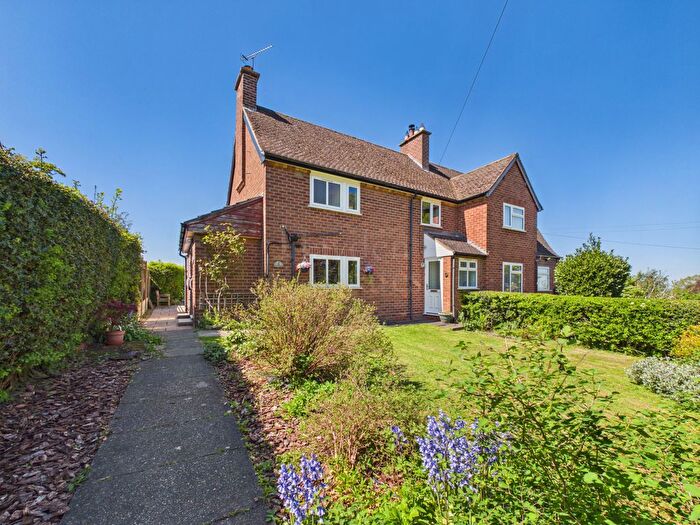 3 Bedroom Semi-Detached House For Sale In Pound Bank, Rock, DY14