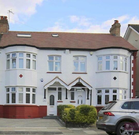 4 Bedroom Terraced House To Rent In Welbeck Villas, Highfield Road, London, N21