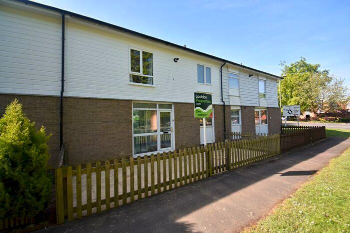 3 Bedroom Terraced House To Rent In Abbey Road, Basingstoke, RG24