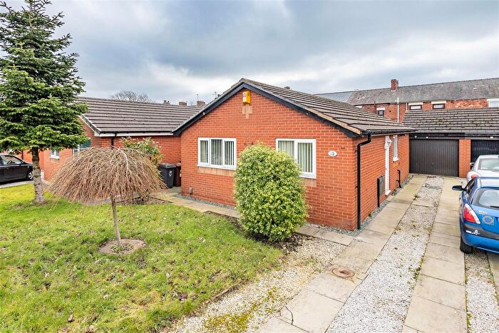 2 Bedroom Detached Bungalow For Sale In Pasture Field Close, Leyland, PR26