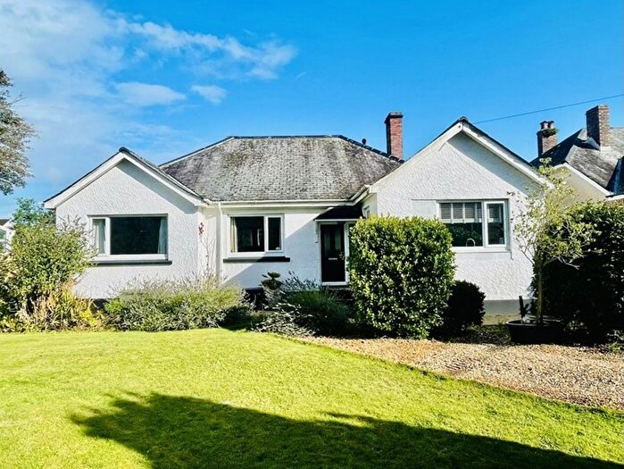 4 Bedroom Detached Bungalow For Sale In Pendarves Road, Camborne, TR14