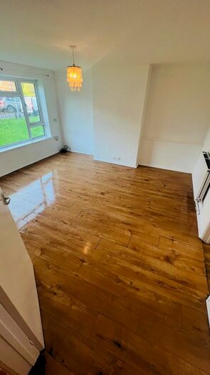 2 Bedroom Maisonette To Rent In Brive Road, Dunstable, LU5