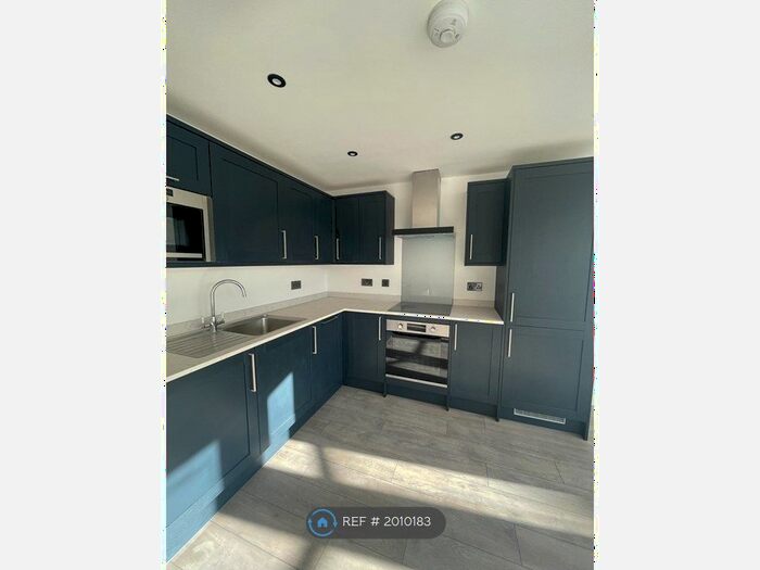 2 Bedroom Flat To Rent In Devonshire Road, Bristol, BS6