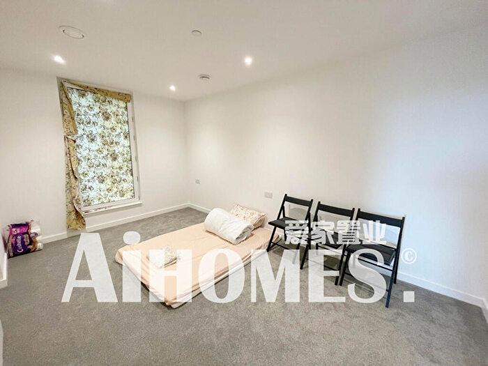 2 Bedroom Apartment For Sale In Tw No. Old Trafford, M17